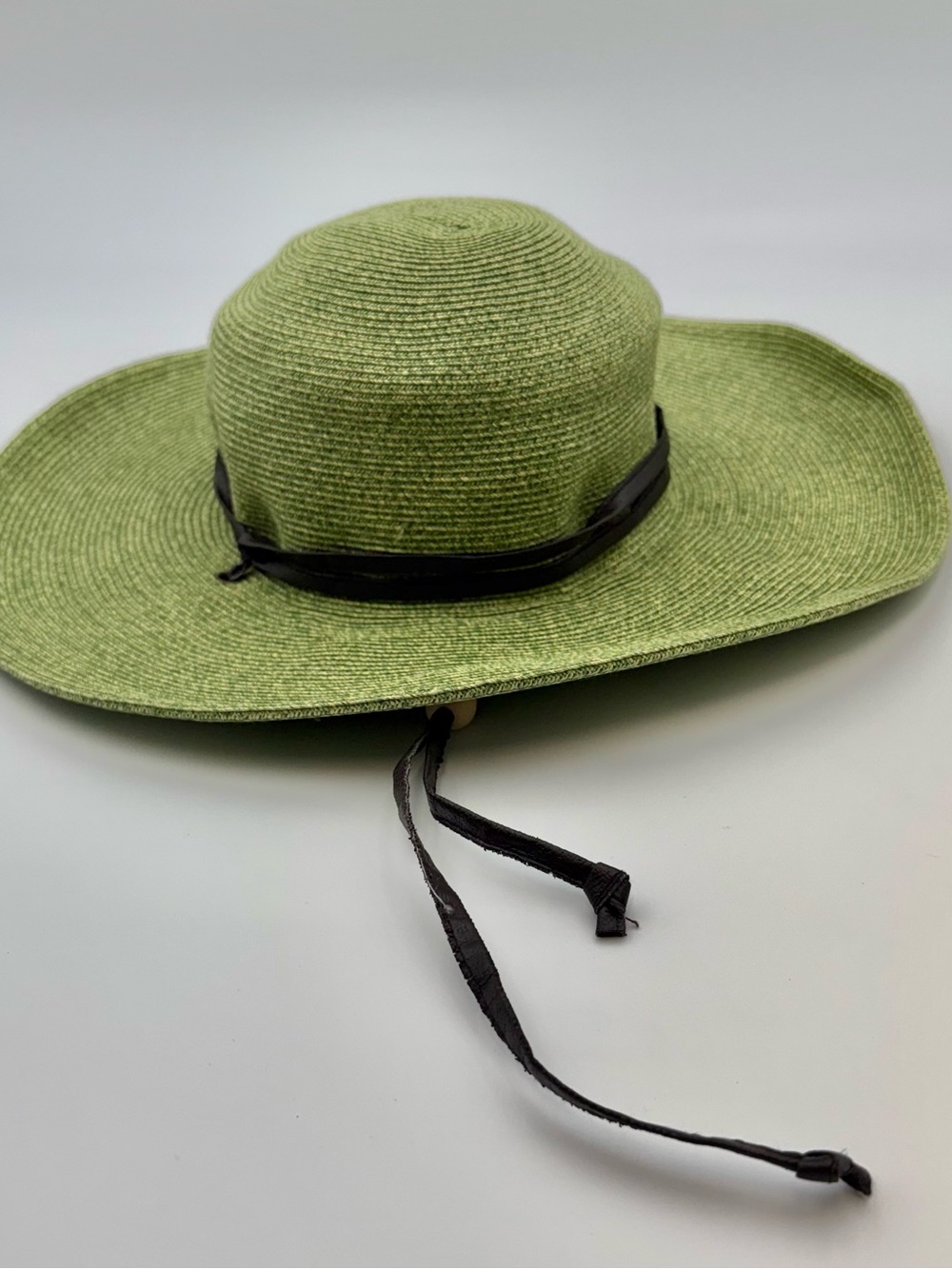 San Diego Hat Company Green Wide Brim Straw Sun Hat with Black Chin Ties